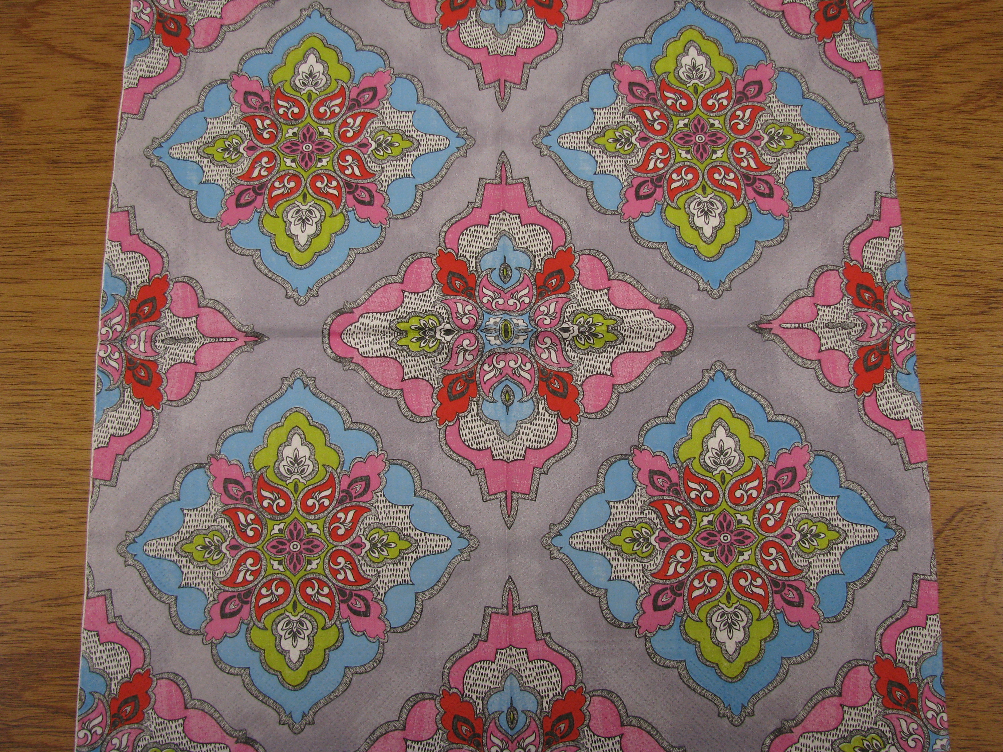 Barevný ornament