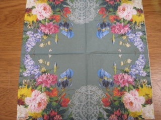 Květiny na zeleném 