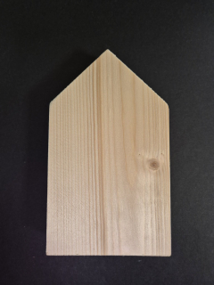 Dřevěný domeček menší